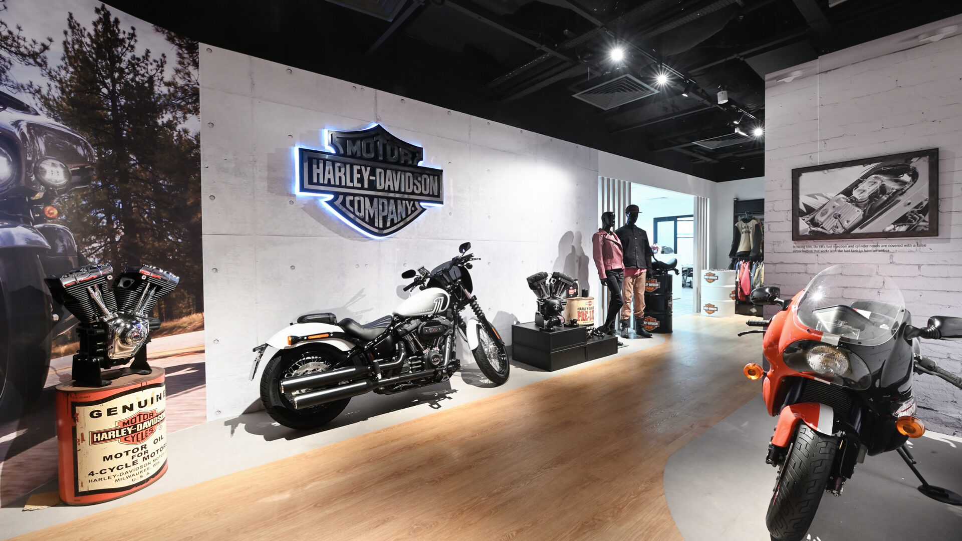 Harley-Davidson Motor Company corporate office design by Aym Design lobby entrance